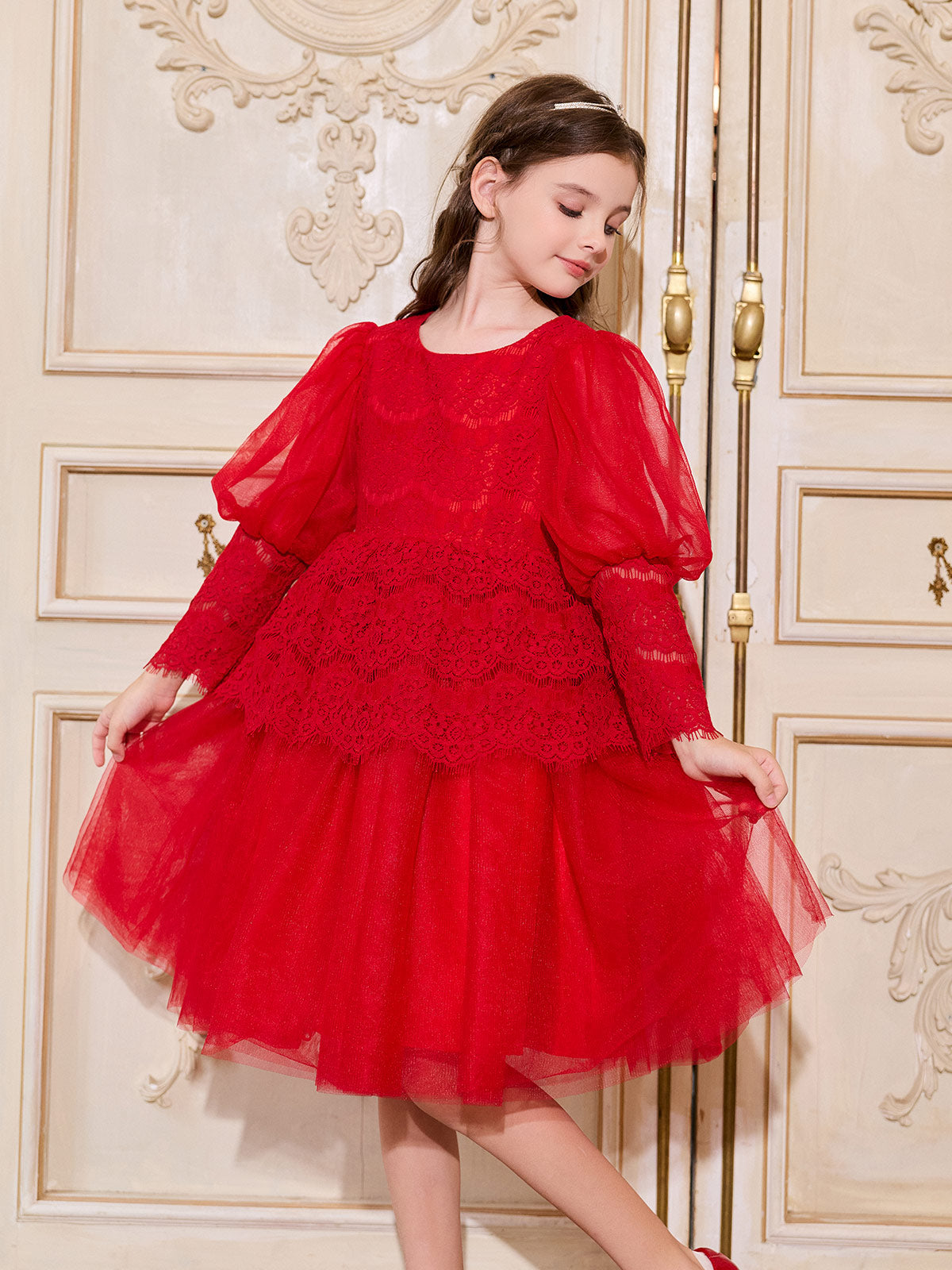 Movement view of the scarlet tulle skirt